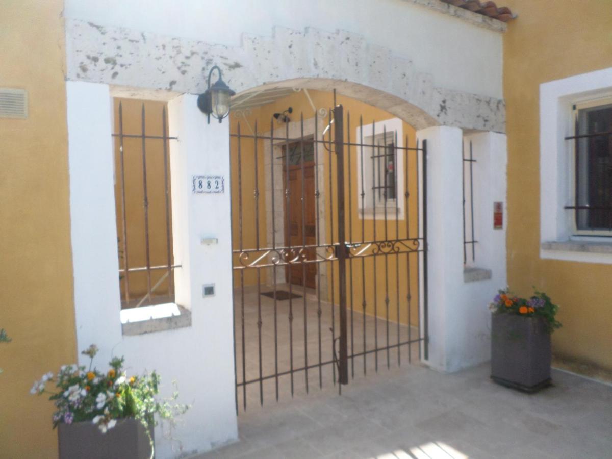 Maison Mimosa Salernes Buitenkant foto